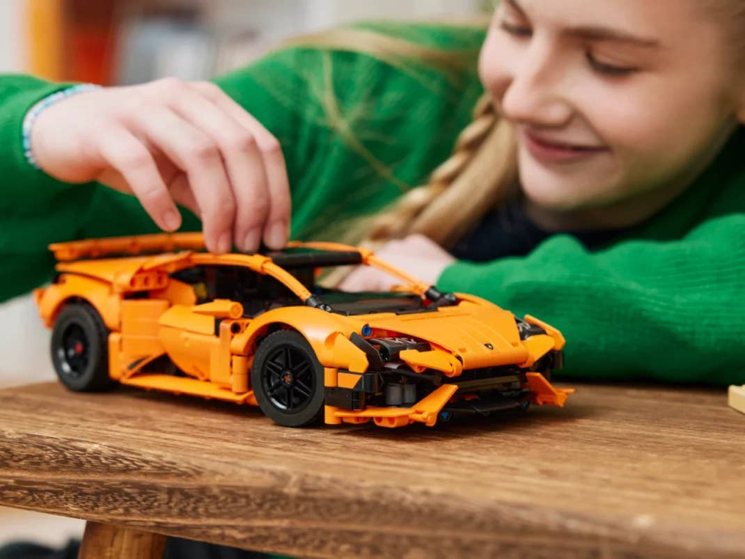 Lego Technic Lamborghini Huracan Tecnica Orange