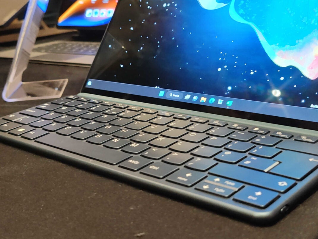 Die Tastatur des Lenovo YogaBook 9i.