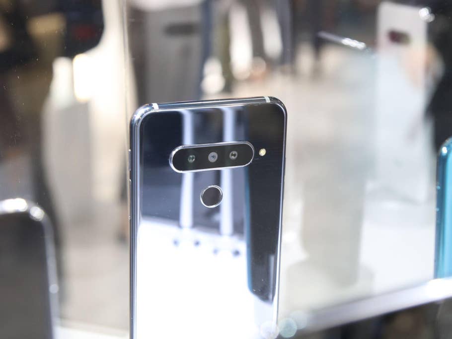 LG G8s