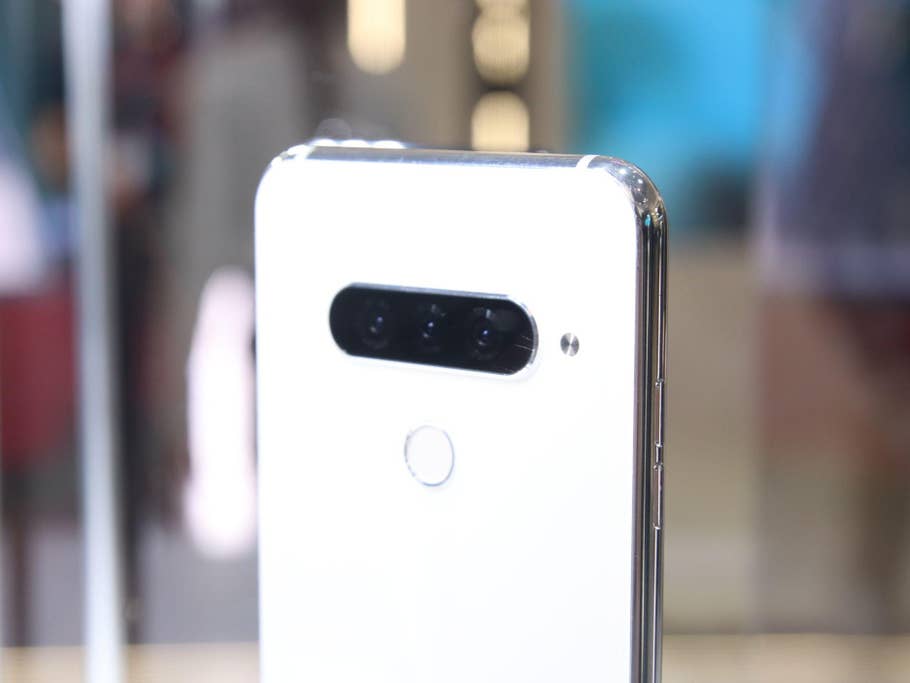 LG G8s