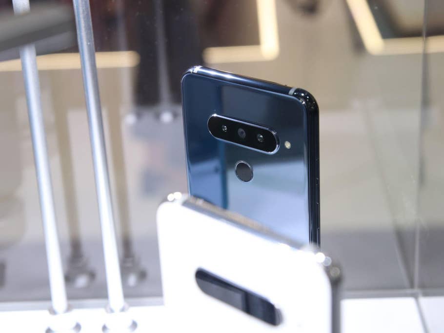 LG G8s