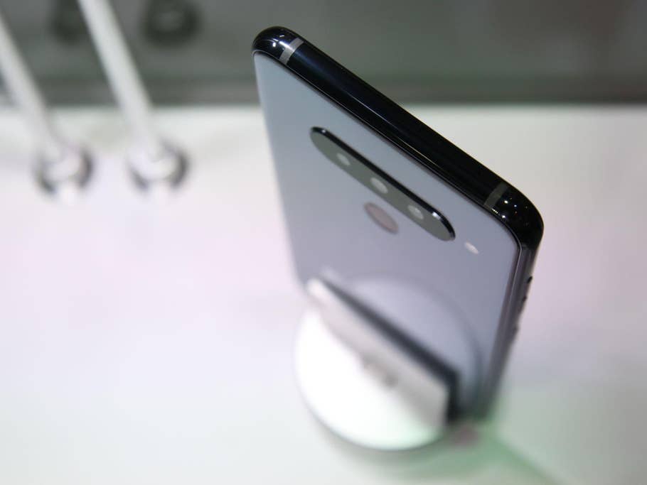 LG G8s