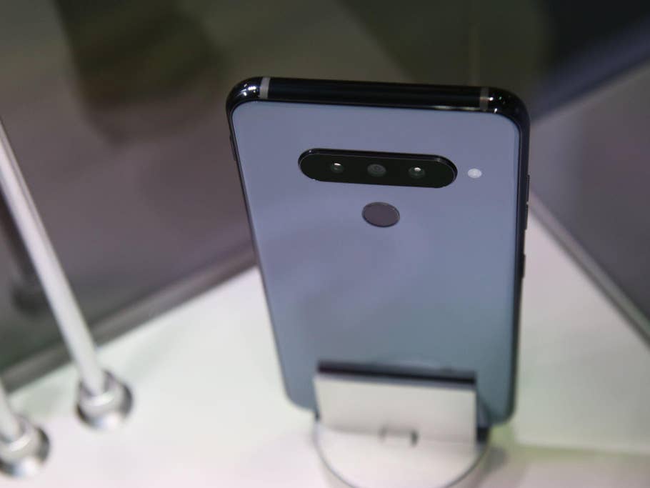 LG G8s