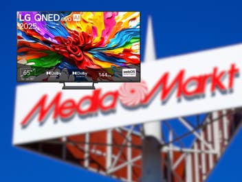 Unscharfes MediaMarkt Logo, ein LG-TV im Vordergrund