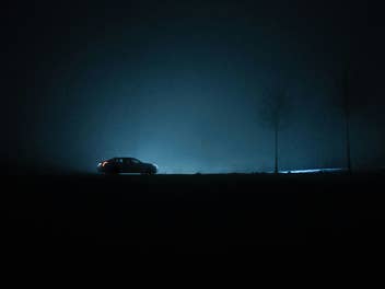 Führerschein weg: So kostet dich die Lichthupe deinen Lappen