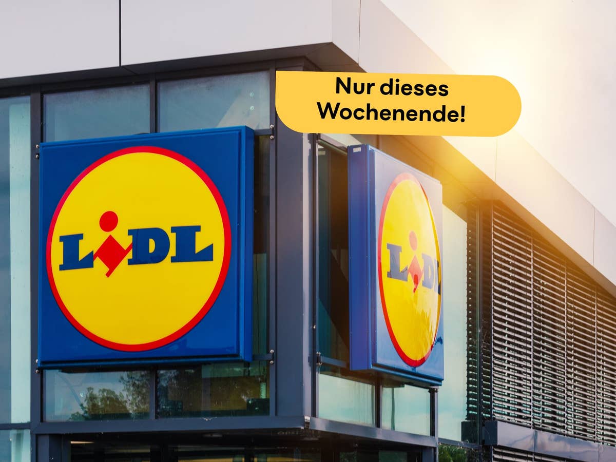 Lidl Logo auf einem Gebäude, daneben der Hinweis auf aktuelle Angebote, die nur am Wochenende gültig sind