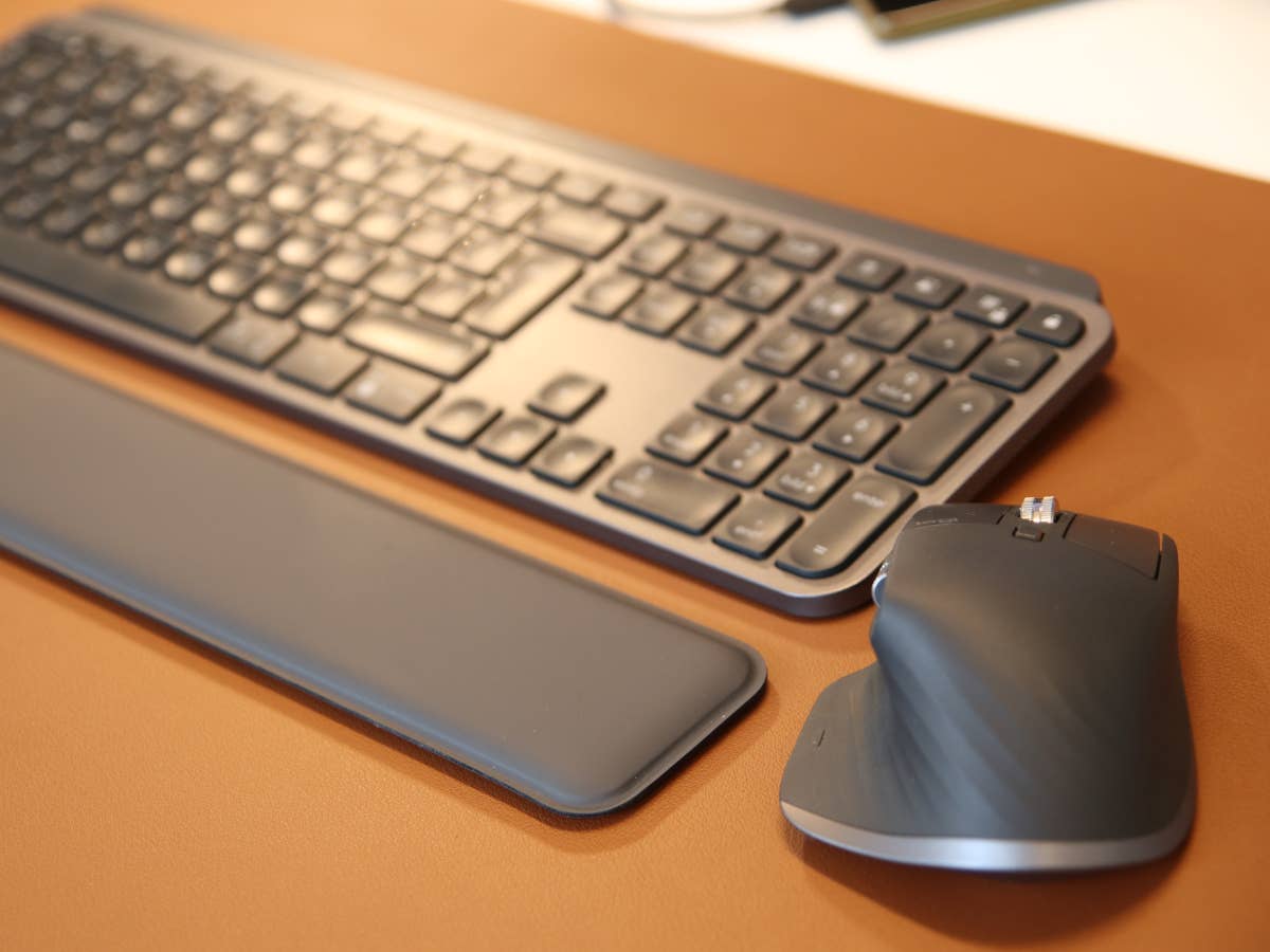 Logitech MX Keys Combo Logitech MX Keys Combo