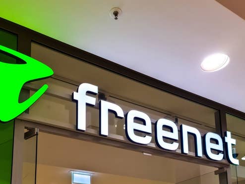 Logo von freenet an einer Filiale