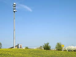 LTE-Basisstation auf dem Land