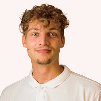 Profilbild von Luca Röthgen, Werkstudent Marketing bei beebuzz media