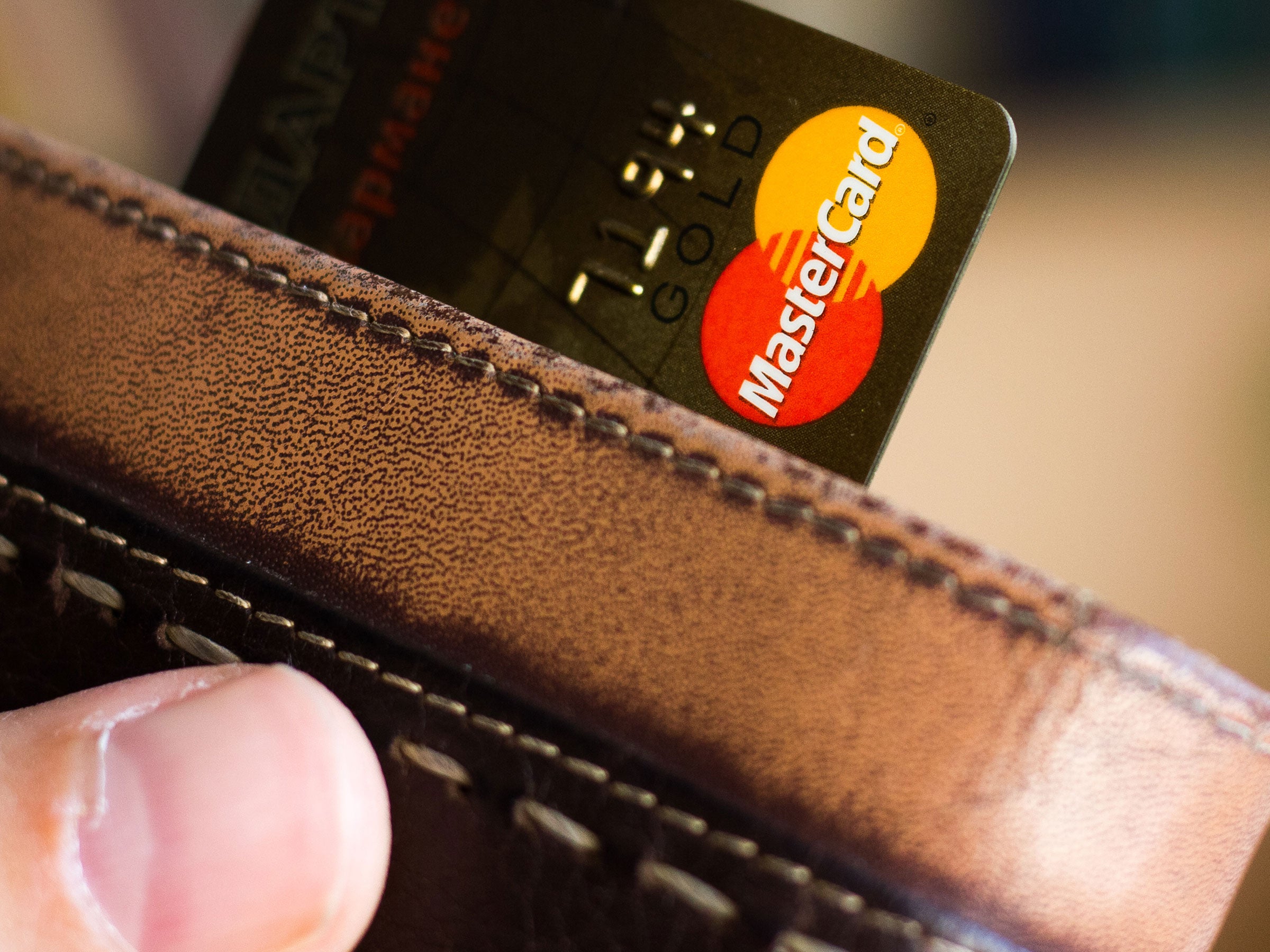 #Jetzt mit 30 Euro Bonus: Diese gebührenfreie Mastercard Gold mit Apple Pay & Google Pay bietet noch einige Extras