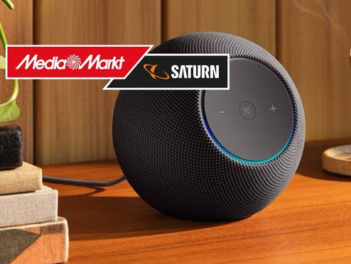 Amazon Echo Dot Max steht auf einer Kommode
