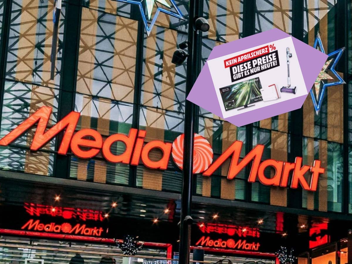 MediaMarkt Eingang in einem Einkaufszentrum, Element mit Hinweis auf Aprilscherz-Aktion