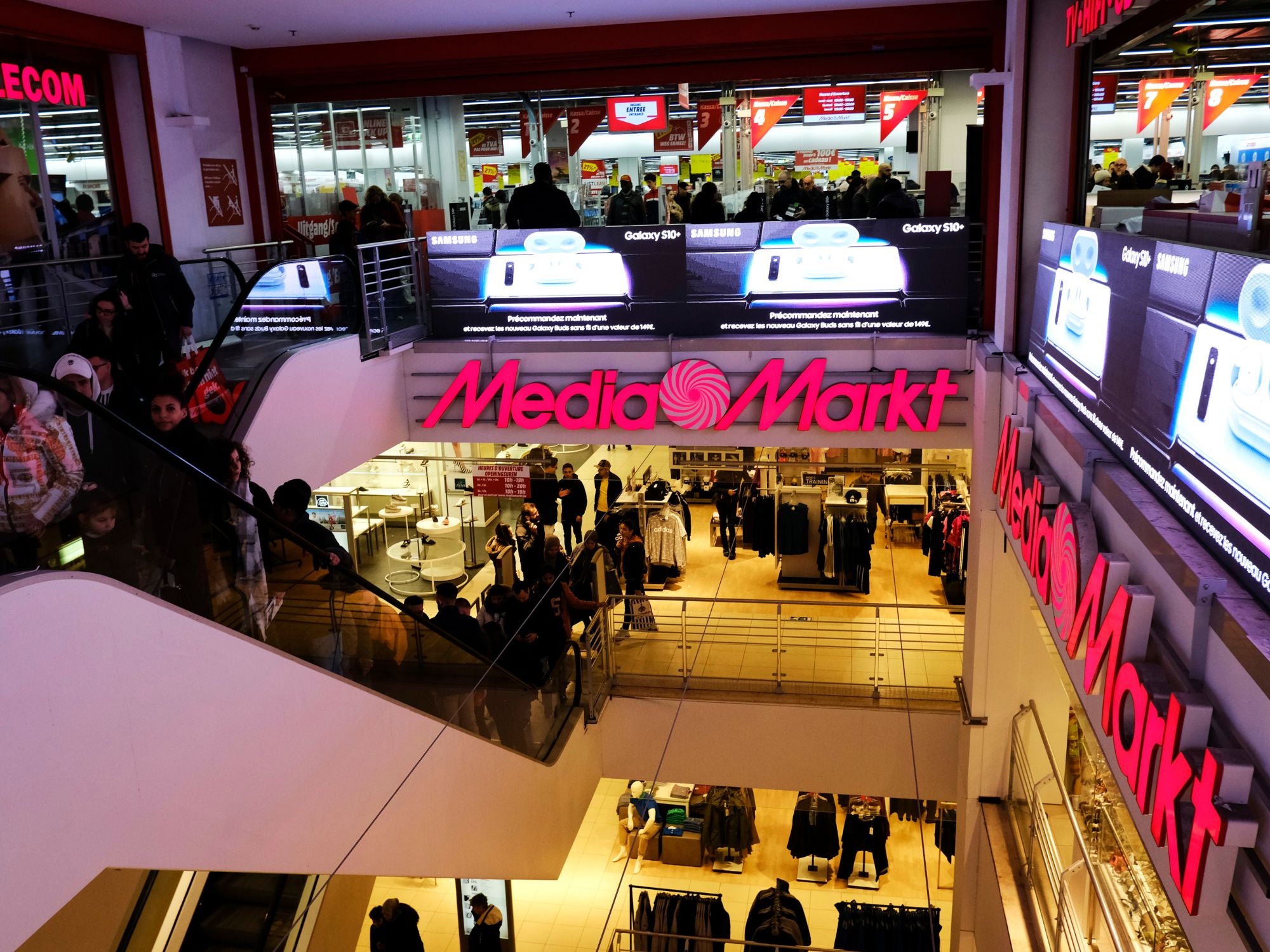 MediaMarkt-schleudert-Siemens-Waschmaschinen-Trockner-und-Backofen-f-r-rund-die-H-lfte-raus