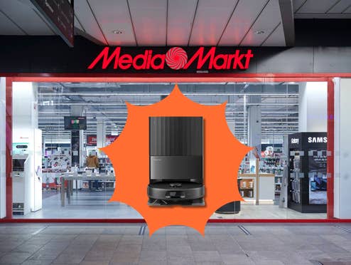 Roborock-Saugroboter vor einem MediaMarkt.