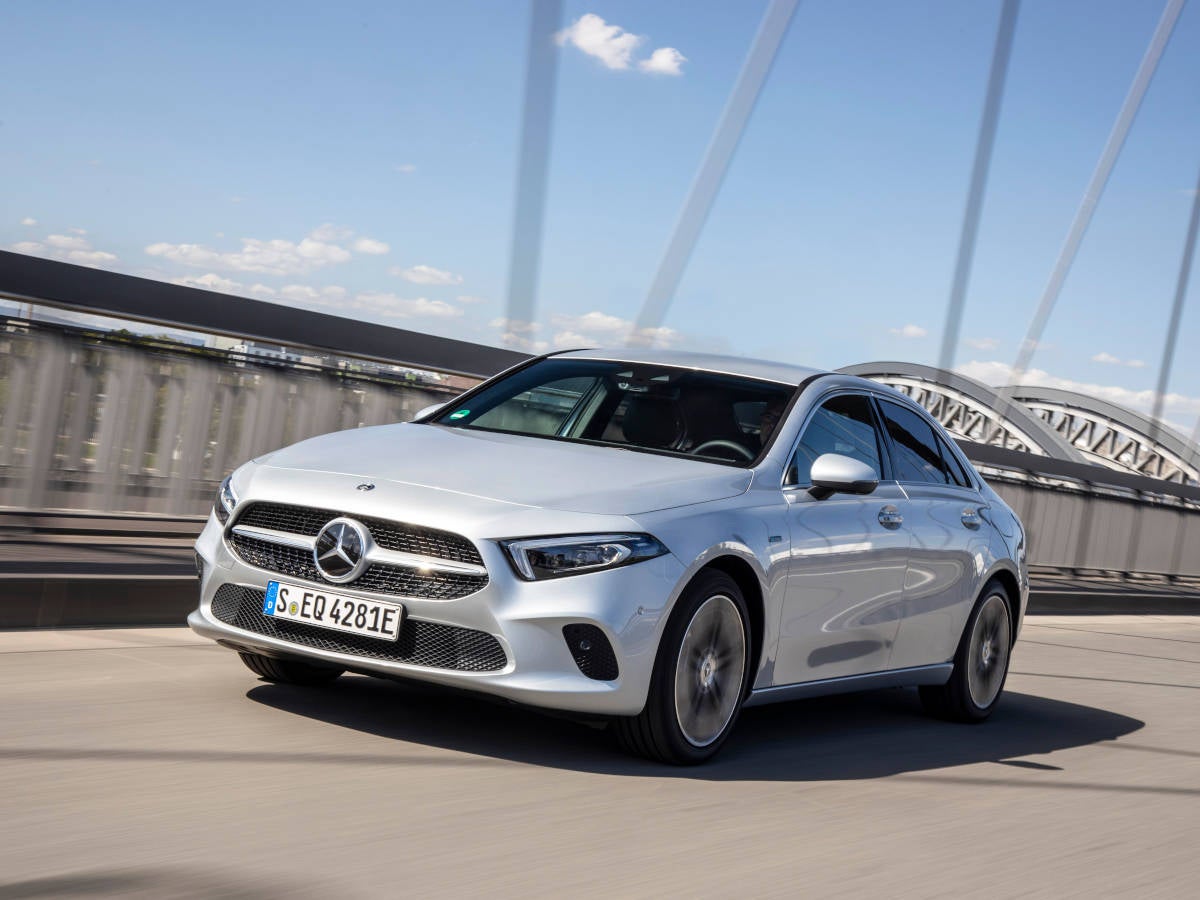 Neue Autos Mit E Antrieb Von Mercedes Jeep Peugeot Und Subaru