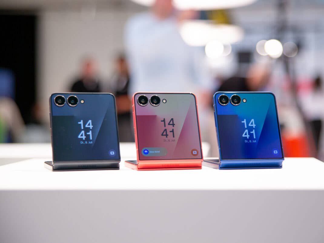 Samsung Galaxy Z Flip7