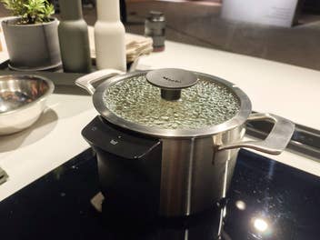 Ein Miele-Kochtopf mit M-Sense