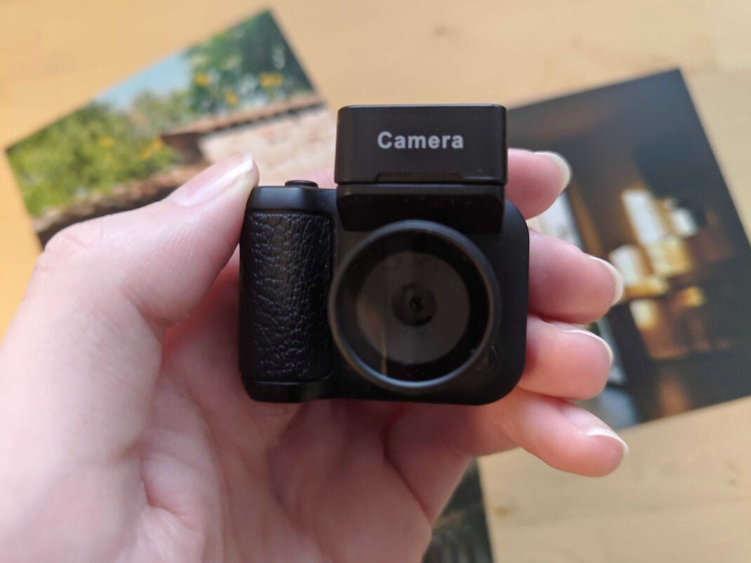 #Retro-Scam? Diese Mini-Kamera geht bei Social Media viral