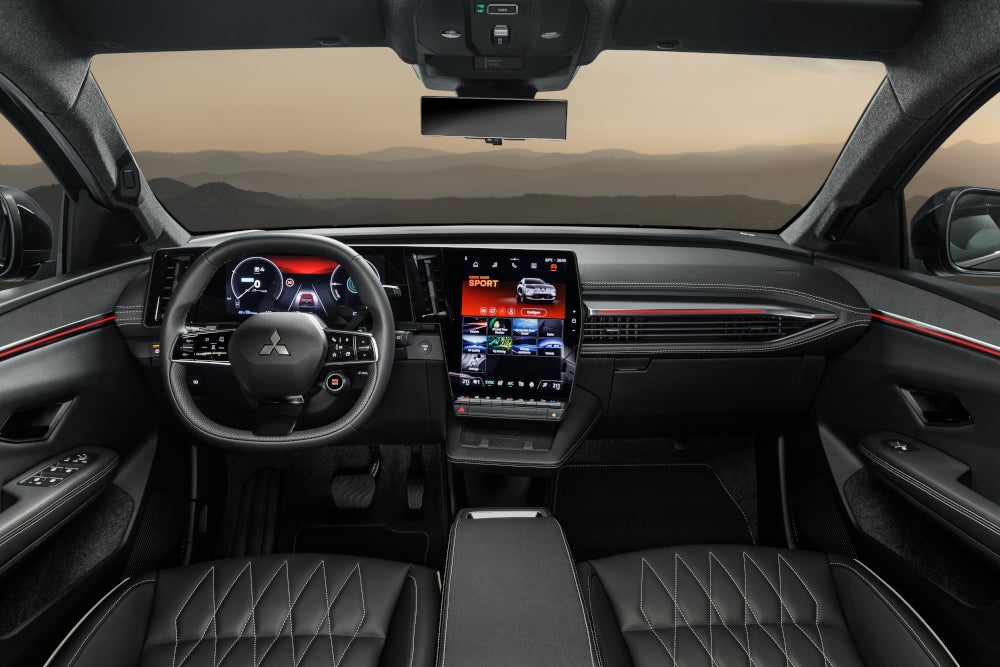 Mitsubishi Eclipse Cross - Cockpit.