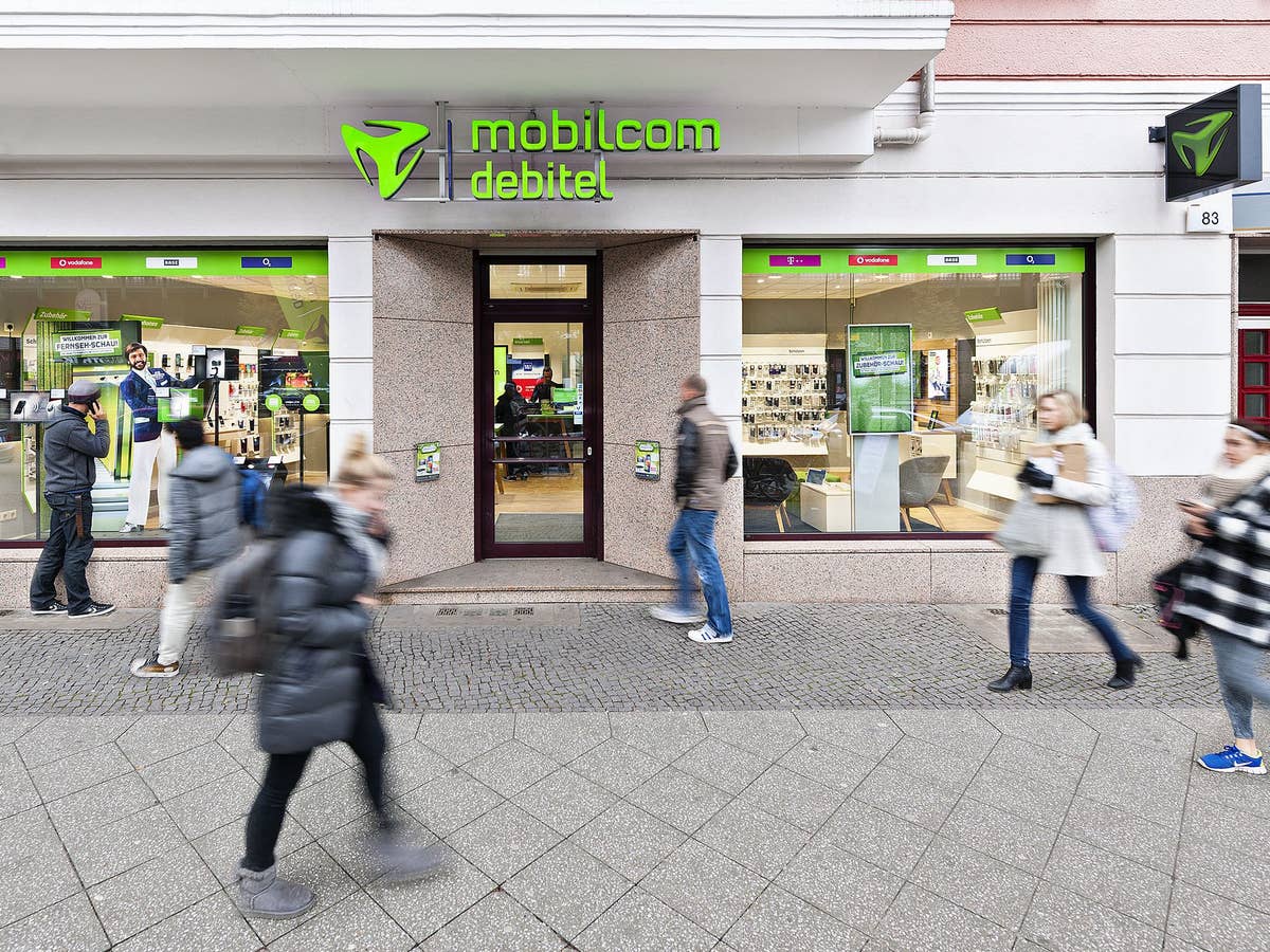 Außenansicht eines Shop von mobilcom-debitel