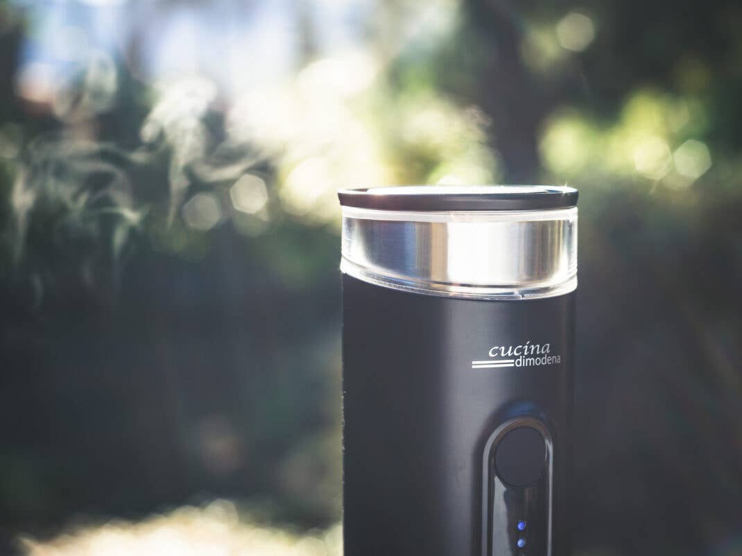 Auf Knopfdruck wird aus kaltem Wasser heißer Kaffee