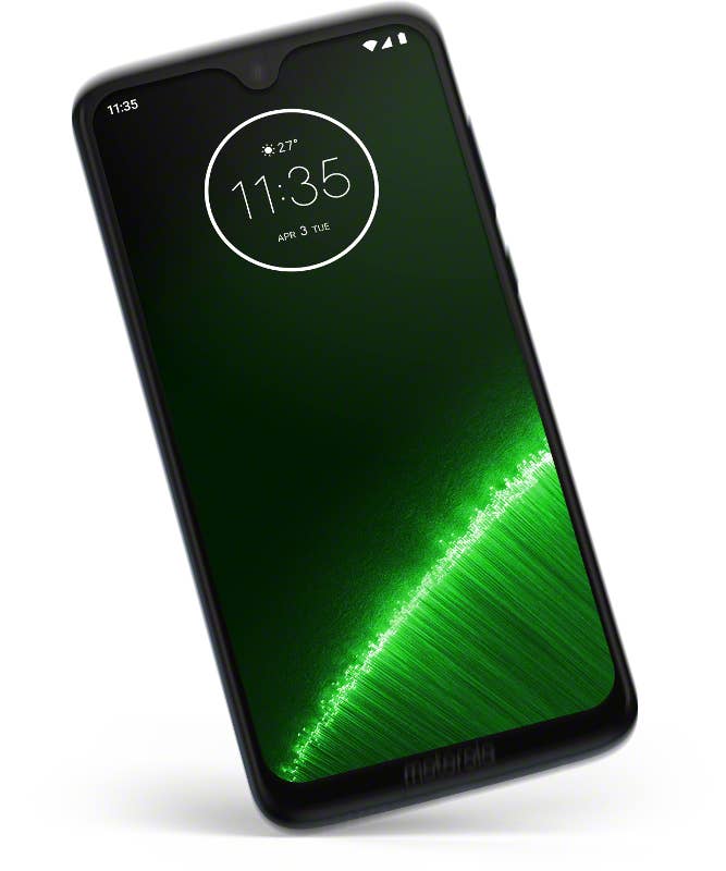 Das Motorola Moto G7 Plus in Deep Indigo.