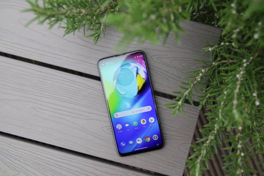 Motorola Moto G8 Power Hands-On aktives Display