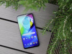 Motorola Moto G8 Power Hands-On