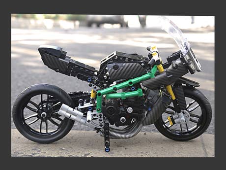 Foto: Klemmbaustein Mould King Kawasaki H2R (23002)