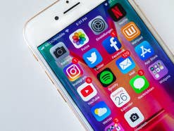 Nachrichten-Anzeige Apps Nachrichten auf einem Smartphone