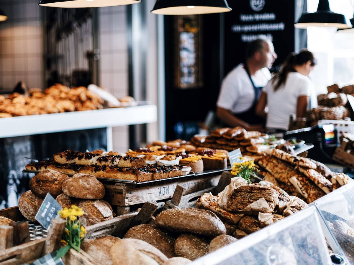 Ein Blick in den Verkaufsraum einer Bäckerei