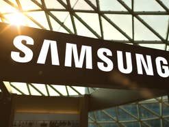 Nahaufnahme eines Samsung-Logos