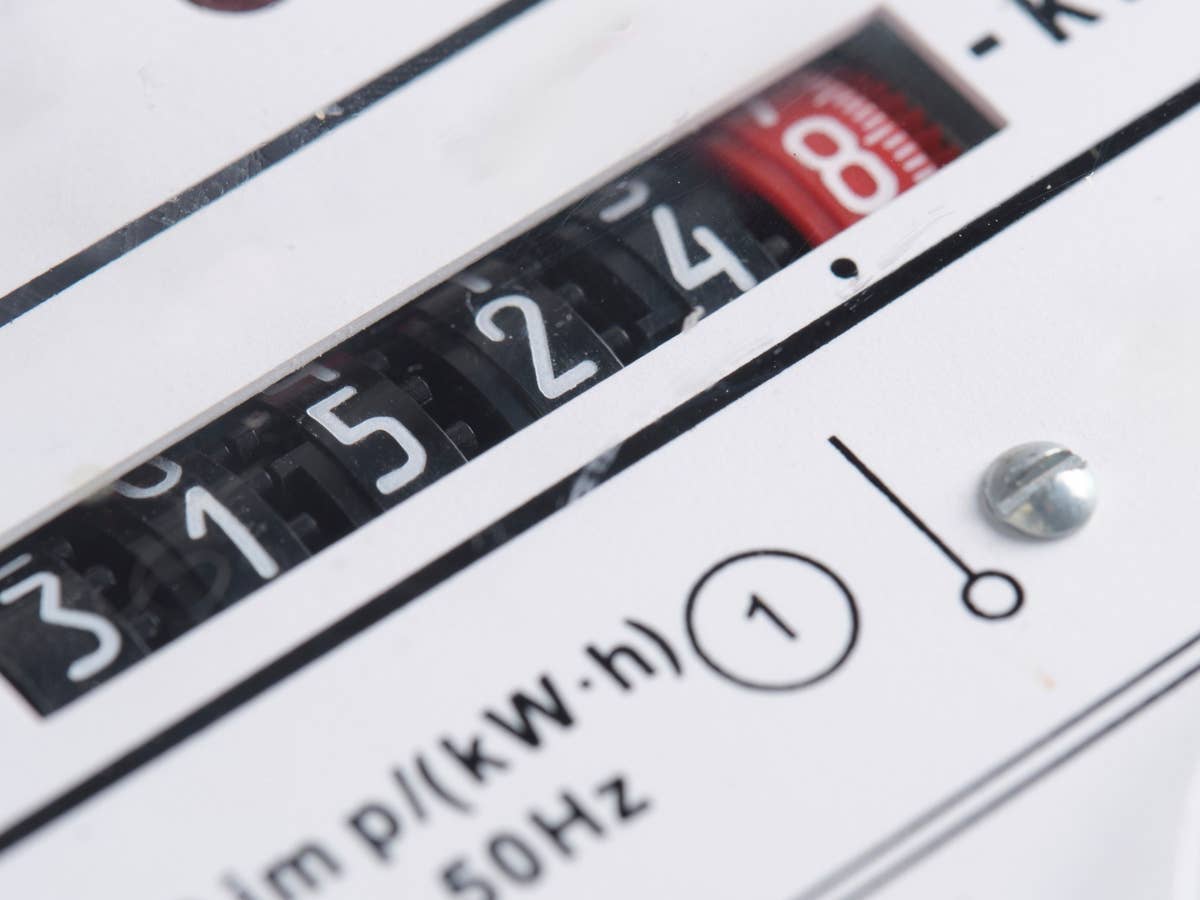Stromanbieterwechsel mit 200 Euro Bonus Nahaufnahme eines Stromzählers