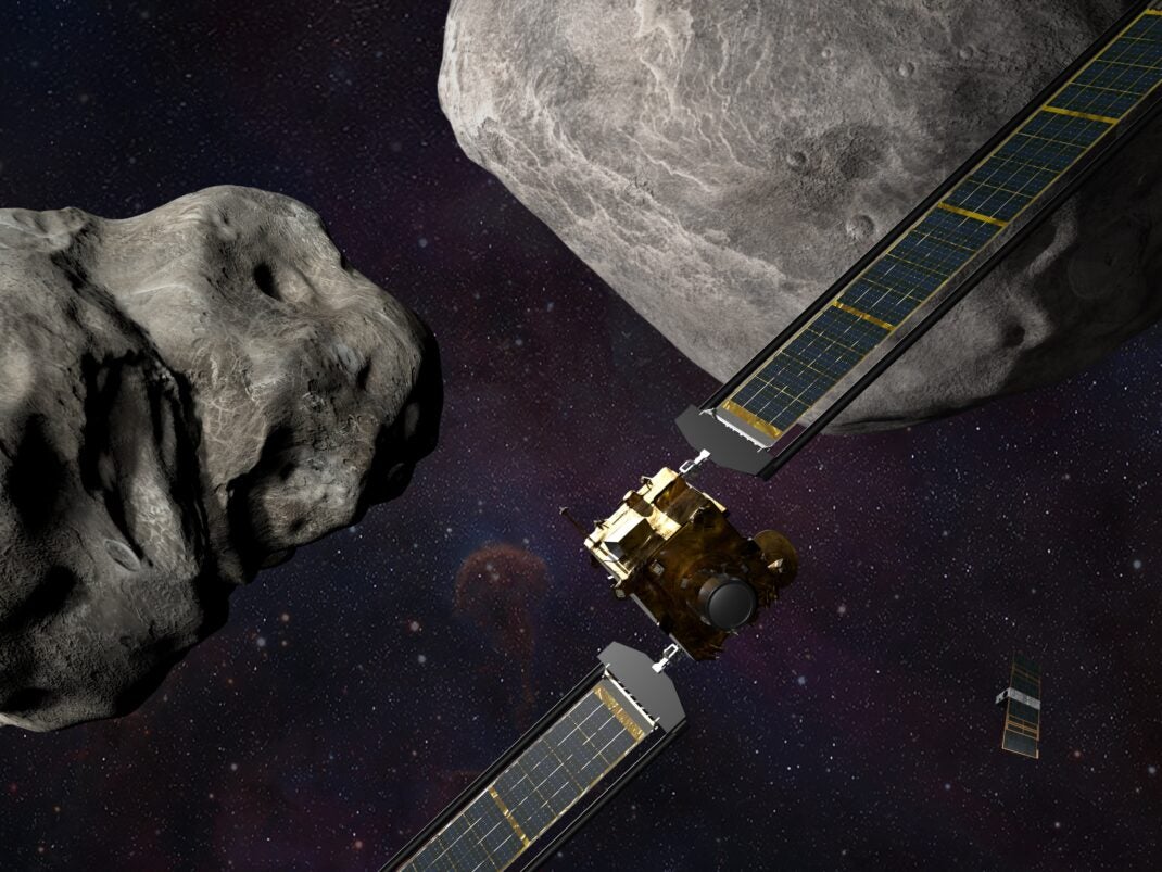 Penyelidikan NASA menabrak asteroid – dan orang banyak bersorak