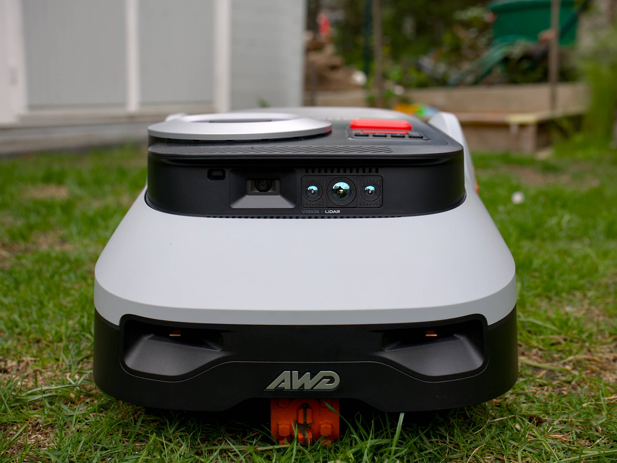 Vorderseite des Navimow i210 Lidar Pro