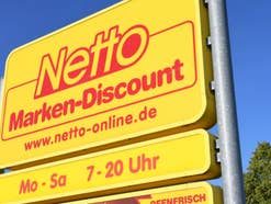 Netto-Schild in der Nahaufnahme