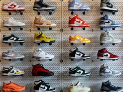 Neue Gebühr: Wer im Geschäft anprobiert und dann online kauft, muss jetzt zahlen