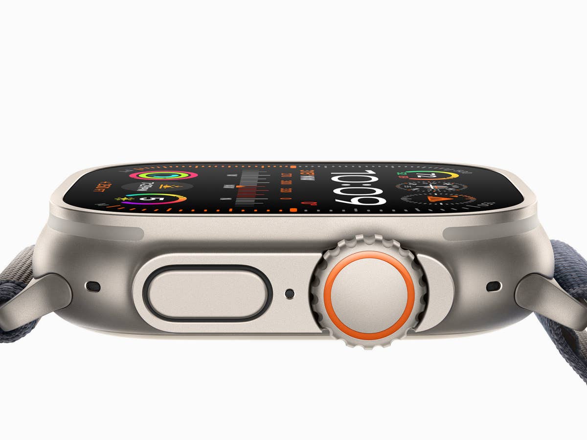 Apple Watch Ultra 2 Smartwatch in der Seitenansicht.