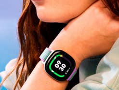 Neue Smartwatches: Mit In-Ears und zum Discount-Preis Google Fitbit Ace LTE