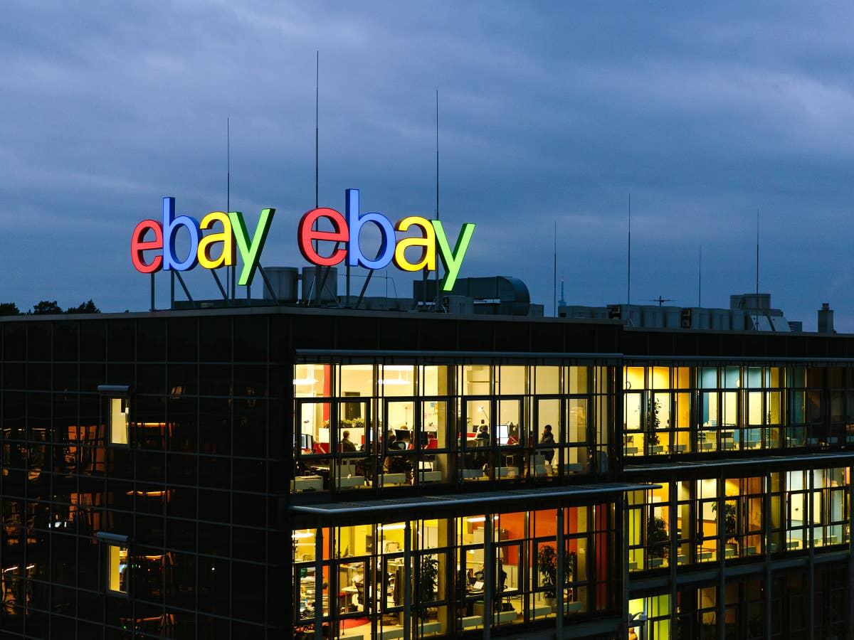Neues Gesetz 2023: Deshalb meldet dich eBay jetzt dem Finanzamt