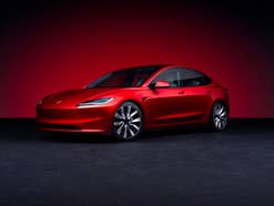 Tesla überarbeitet sein Erfolgsmodell: Das ist neu 