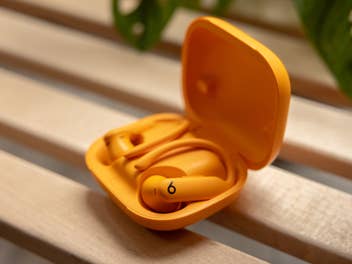 Beats Powerbeats Pro 2