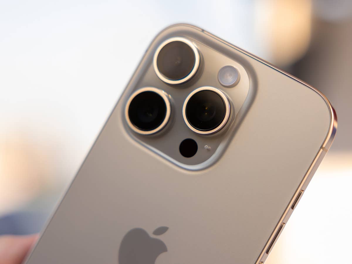 iPhone 16 Pro iPhone 16 Pro