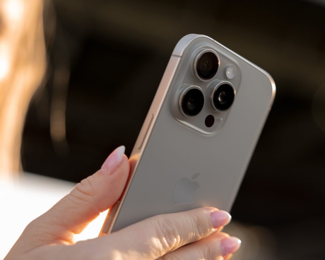 Apple-Schnäppchen: iPhone 16 Pro, AirPods Pro 2 und Unlimited-Tarif im günstigen Bundle