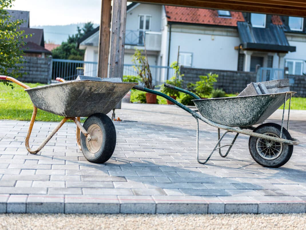 Nie wieder vereiste Einfahrten und dazu Heizenergie umsonst - das kann Ecoheat Surface