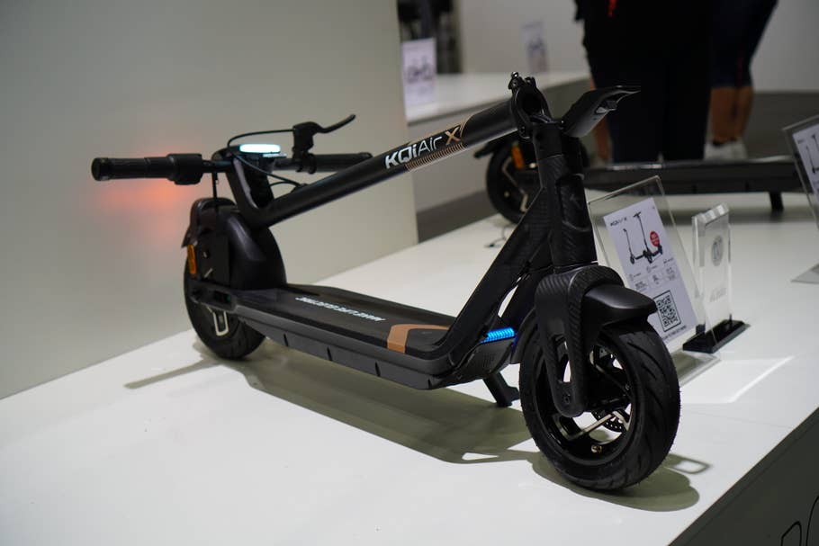 NIU KQi Air, E-Scooter