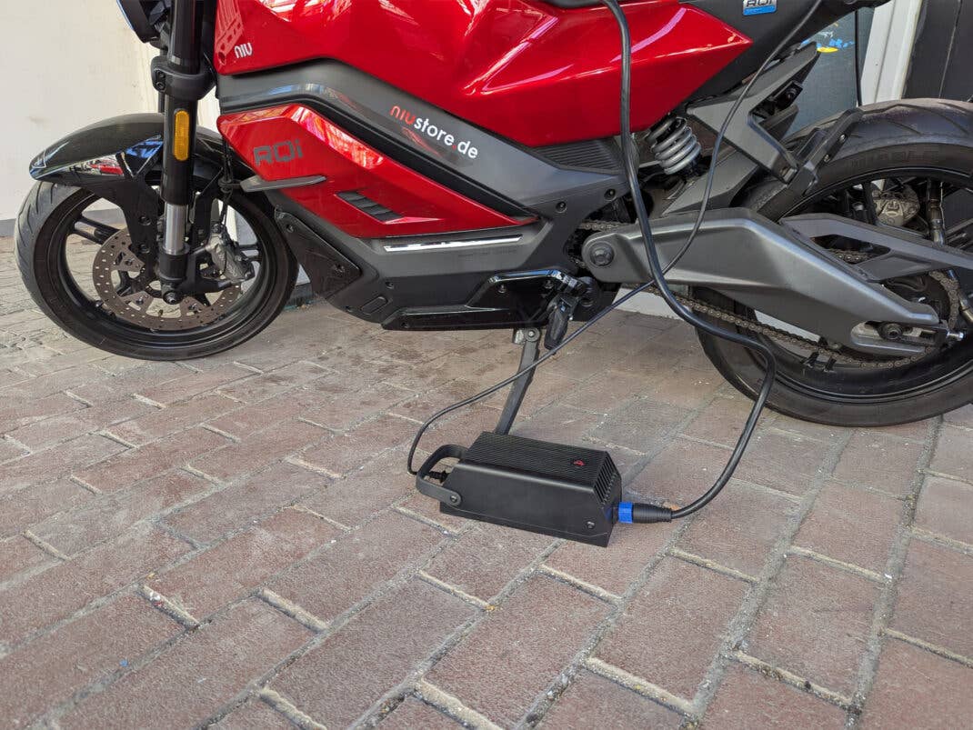Niu RQi Sport