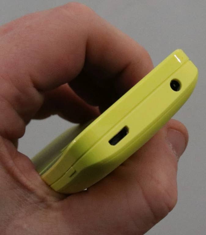 Nokia 8110 4G Hands-On