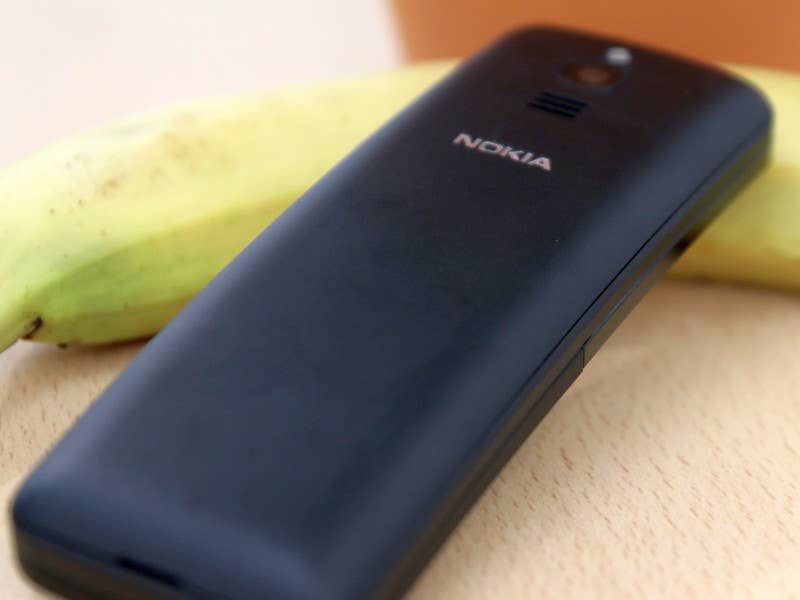 Nokia 8110 4G Hands-On